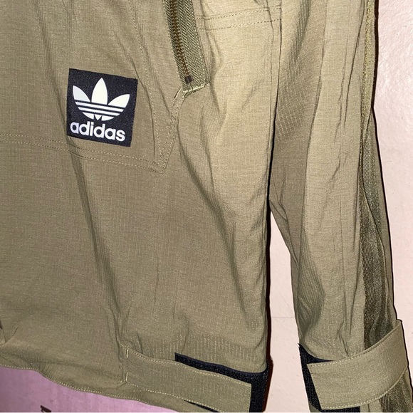 adidas Originals Brand Pack Pull Over Hoodie In Green - Picture 10 of 10